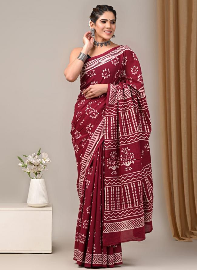 Cotton Maroon Casual Wear Printed Saree